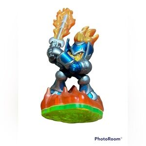 Skylanders Spyro’s Adventure Ignitor fire element type loose figure